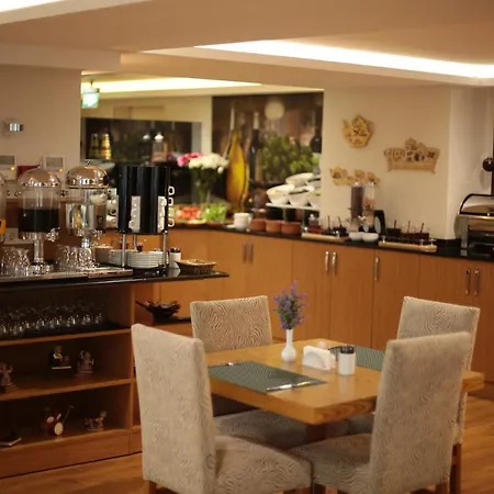 Nk Hotel 3*