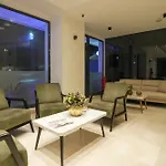 Hotel Nk 4*